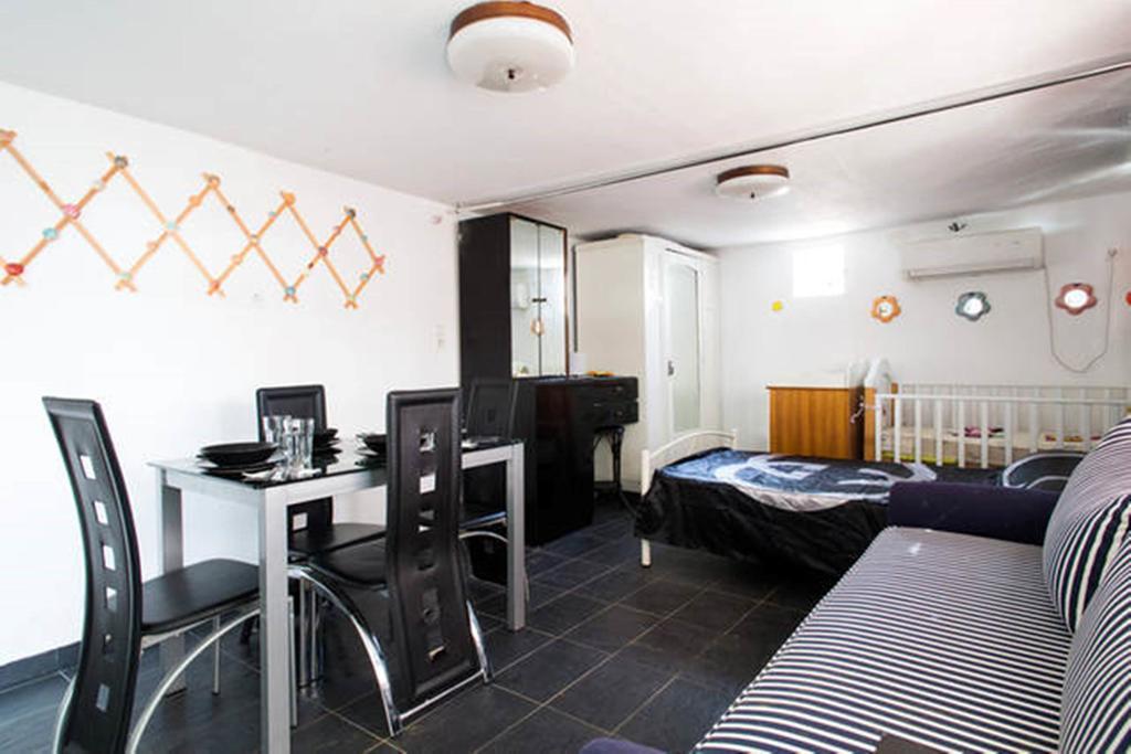 Wavedance Accommodation Σαλαμίνα Εξωτερικό φωτογραφία