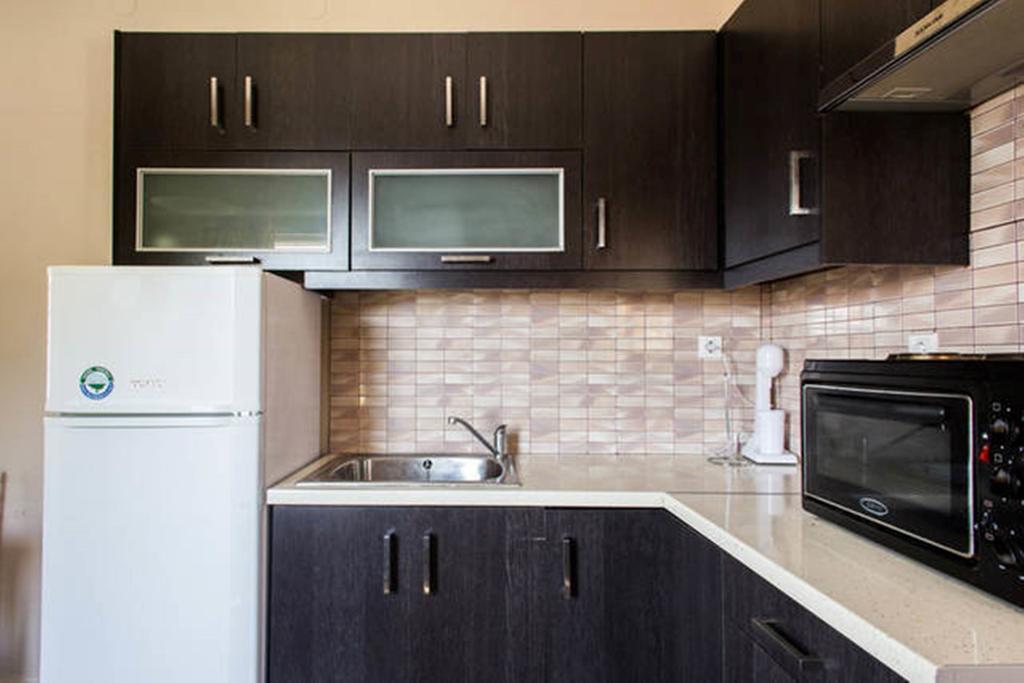 Wavedance Accommodation Σαλαμίνα Εξωτερικό φωτογραφία