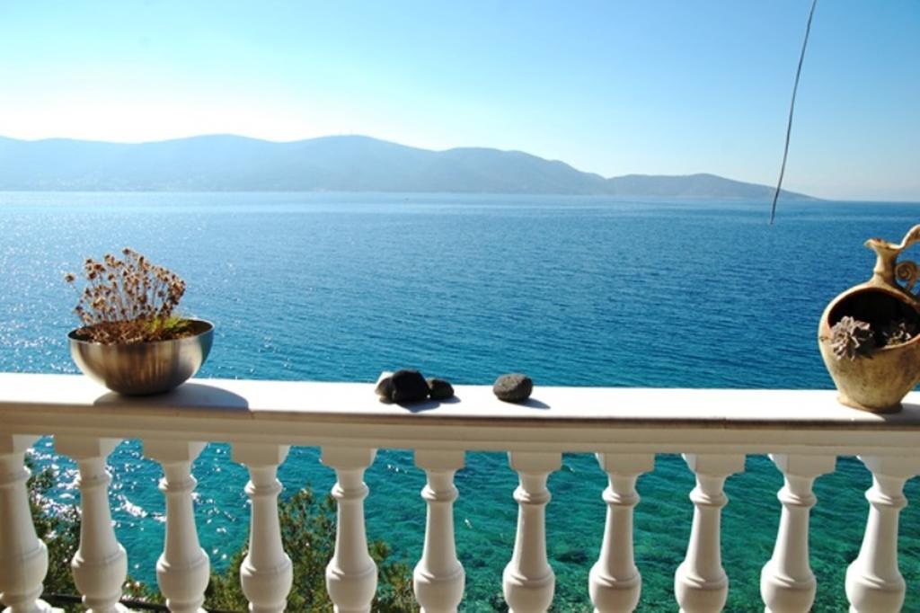 Wavedance Accommodation Σαλαμίνα Εξωτερικό φωτογραφία